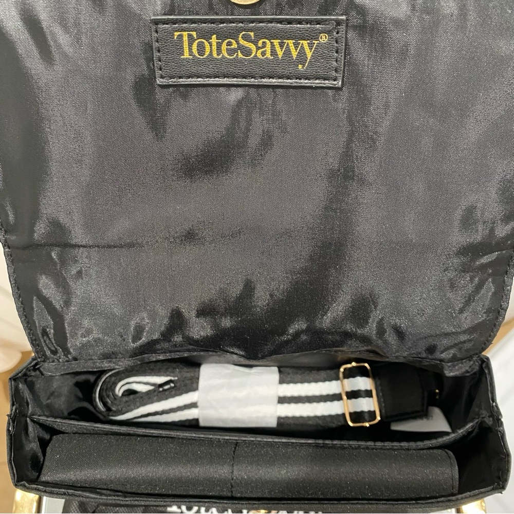 ToteSavvy Change Kit Cross body bag